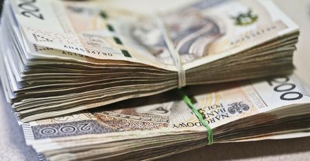 18 mln zł zniknęło z kont. Tak przestępcy czyścili rachunki