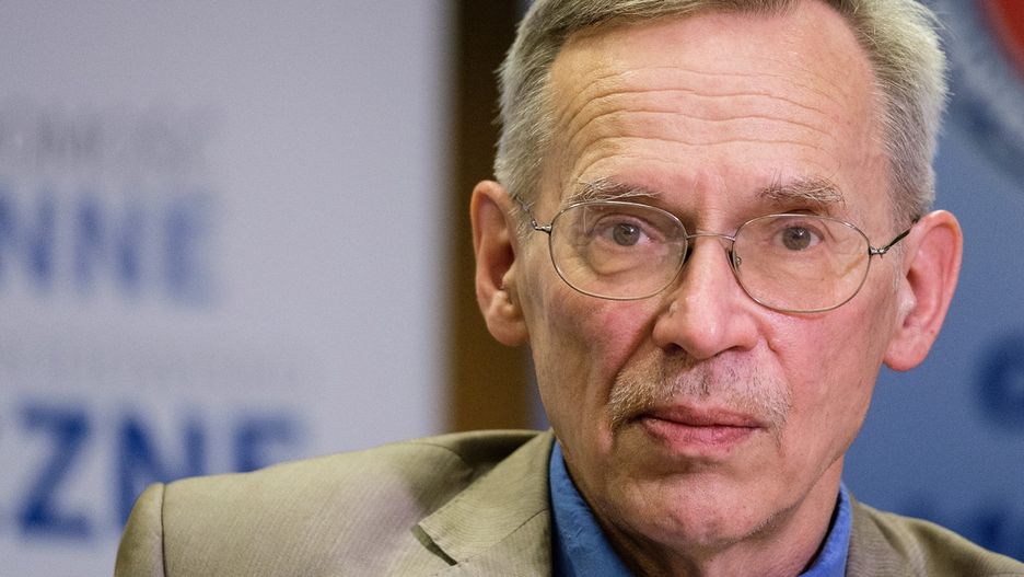 Pfizer ogłasza szczepionkę na COVID. Ekspert komentuje