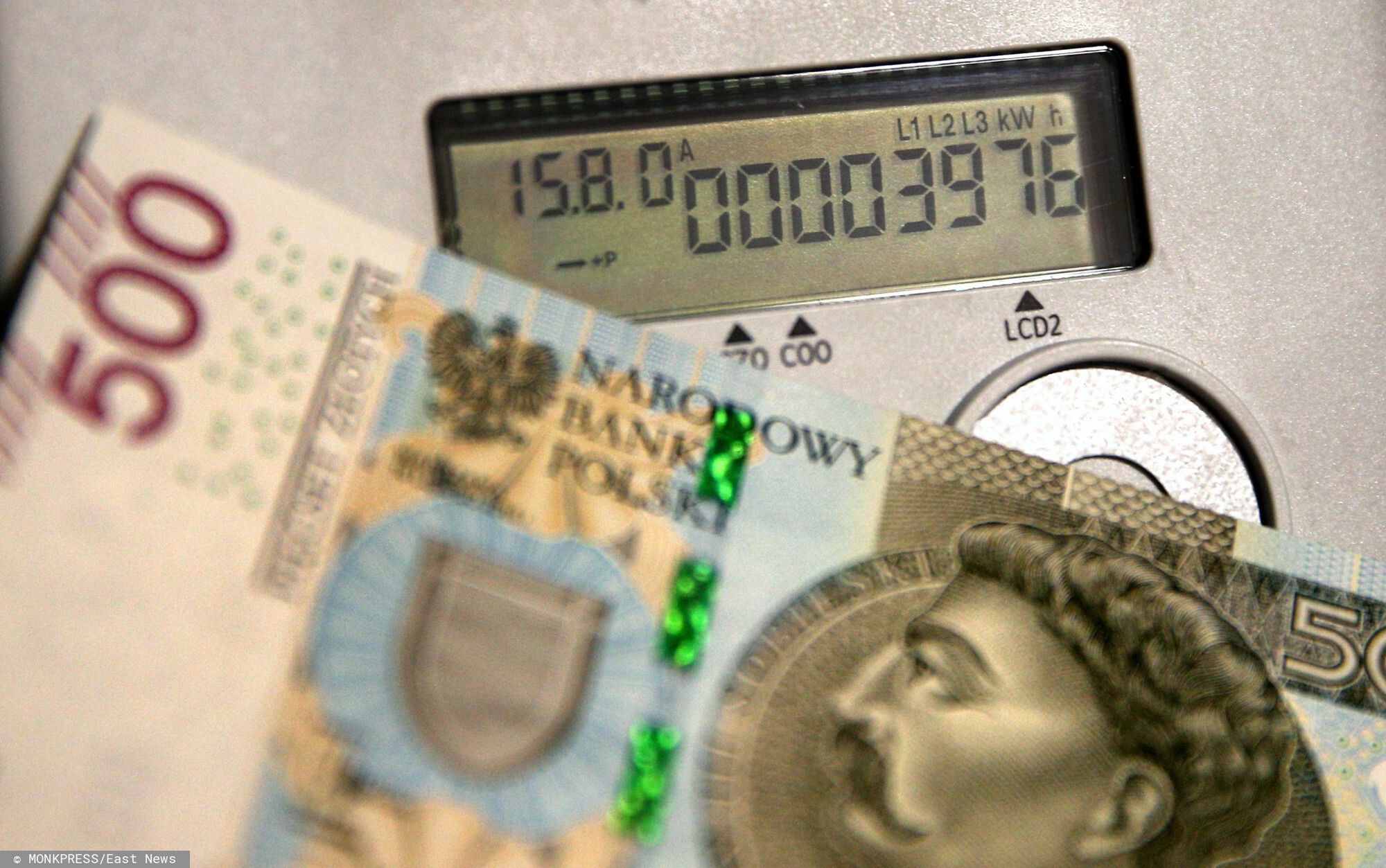 Przeciętne podwyżki prądu w skali roku mogą wynieść około 400 zł 
