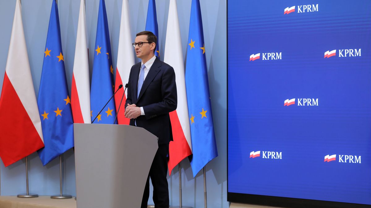  Warszawa, 24.03.2022. Premier Mateusz Morawiecki podczas konferencji prasowej, 24 bm. w KPRM w Warszawie. Spotkanie dotyczyło zmian w podatkach. (mr) PAP/Paweł Supernak
