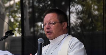 "Samowolka, co on wyprawia?". Abp. Ryś odpowiada na zarzuty o profanację