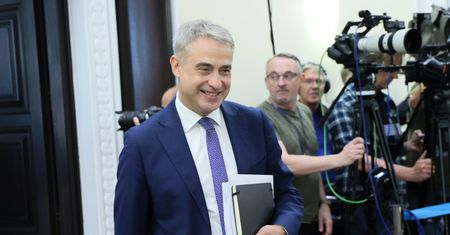 Scam na Facebooku. Minister "wierzy w rozsądek" Pałacu Prezydenckiego