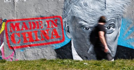 Niecodzienny apel Chin do świata. Wzywają do oporu wobec "łobuza"