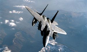 F-15 nad Super Bowl. "Ulubieńcy Ameryki" pilnowali nieba