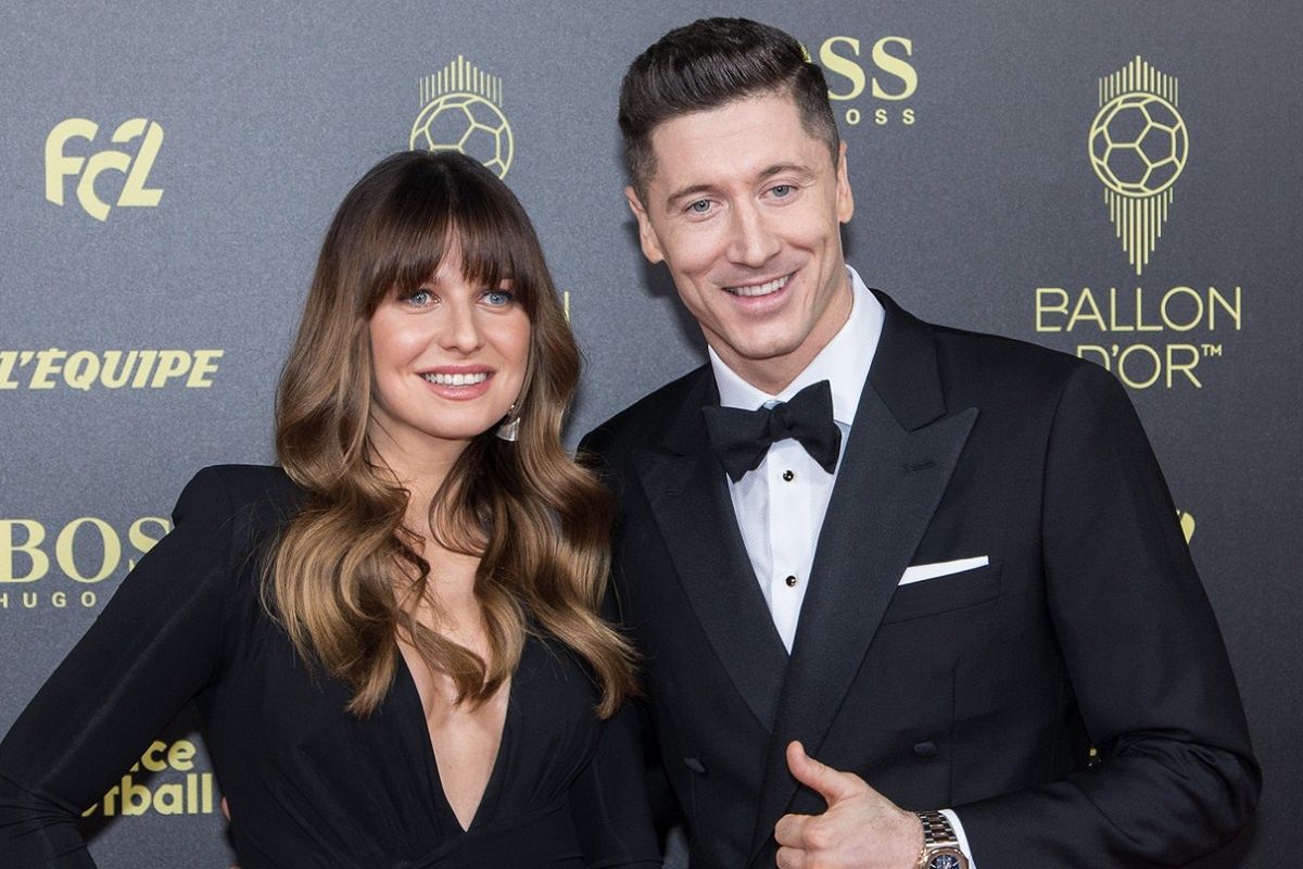 Ania i Robert Lewandowscy sprawili mamie sportowca wielki prezent!