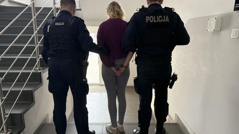 Znęcali się nad niemowlakiem. Dziecko trafiło do szpitala