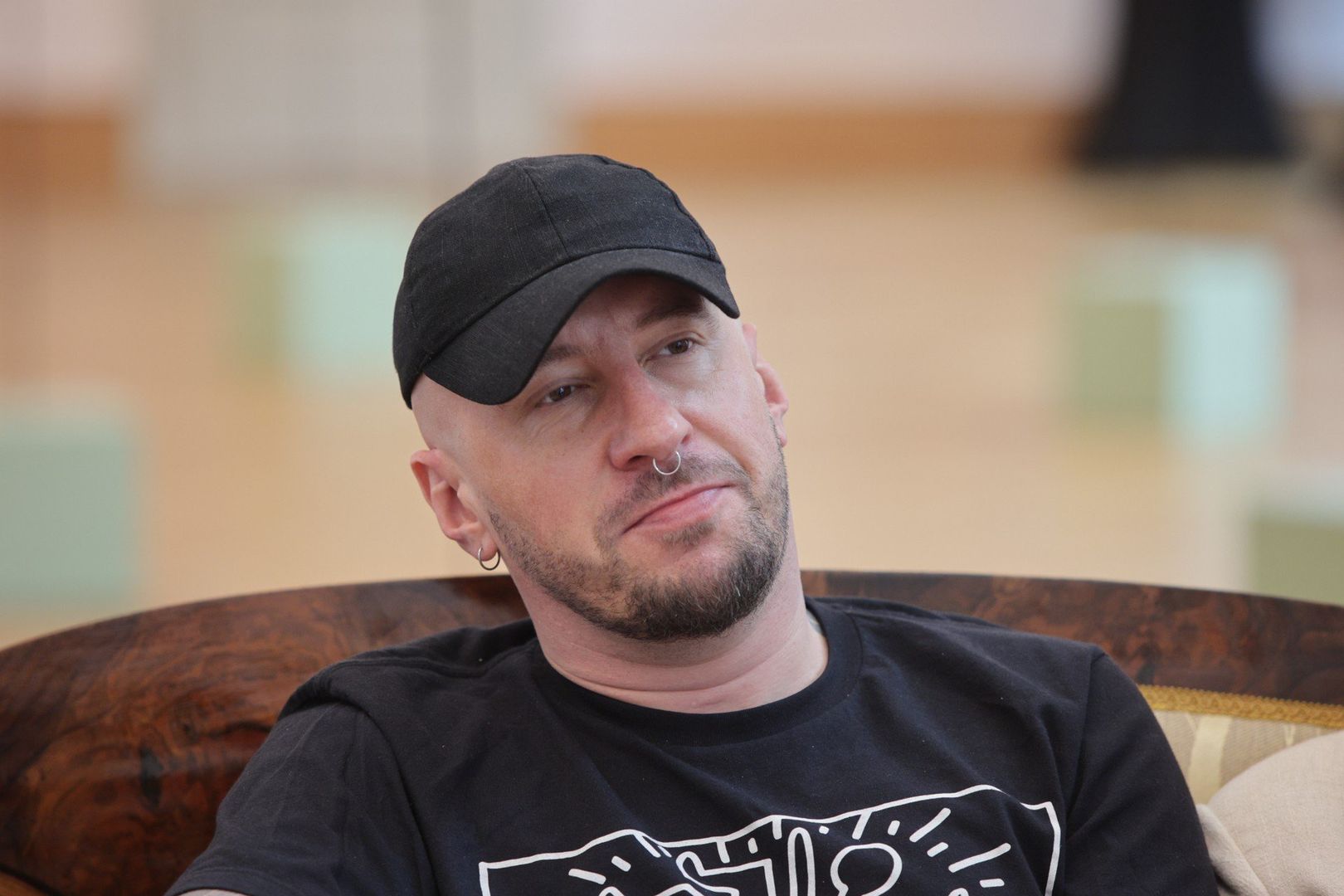 Scenograf i współautor książki &#34;Sztuka Obsługi Penisa&#34; Przemysław Pilarski