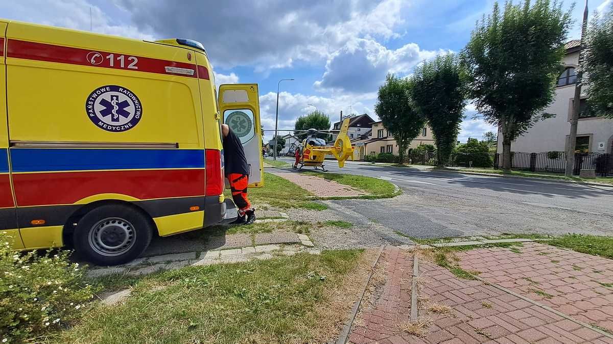 Dziecko wypadło z okna mieszkania na trzecim piętrze w Kraśniku