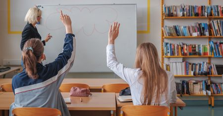 Tyle nauczyciele zarabiają po podwyżce. Padły konkretne kwoty