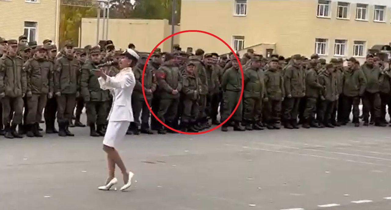 Zrobili taki cyrk, że aż trudno uwierzyć. Tak Rosjanie jadą na wojnę
