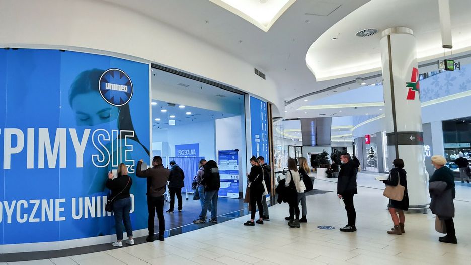 Szczepienia przeciwko COVID-19. W Rzeszowie chcą płacić premię dla pacjenta