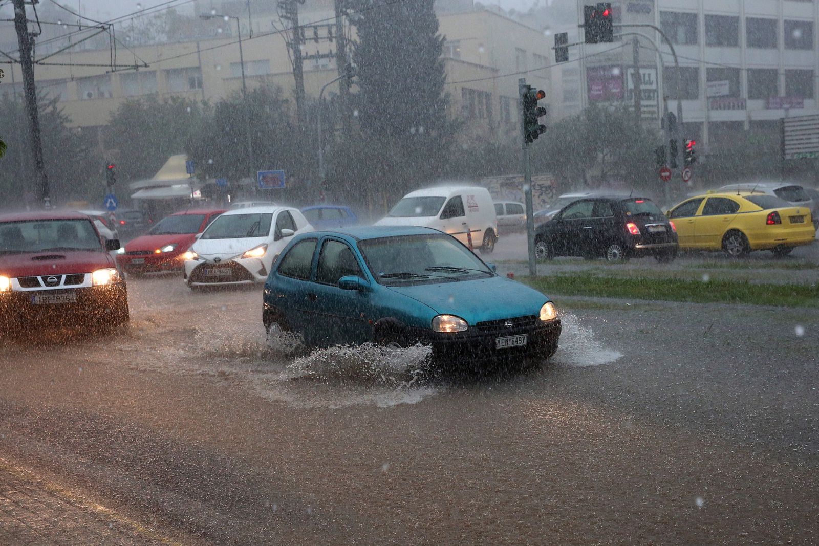 Ulewne deszcze w Grecji