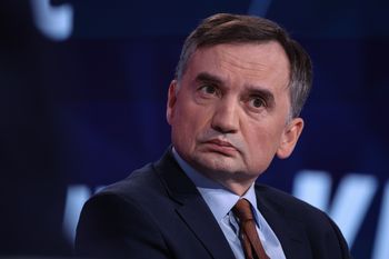 Ziobro uderza w Tuska ws. kryptoafery. "Nie ostrzegłeś ludzi"