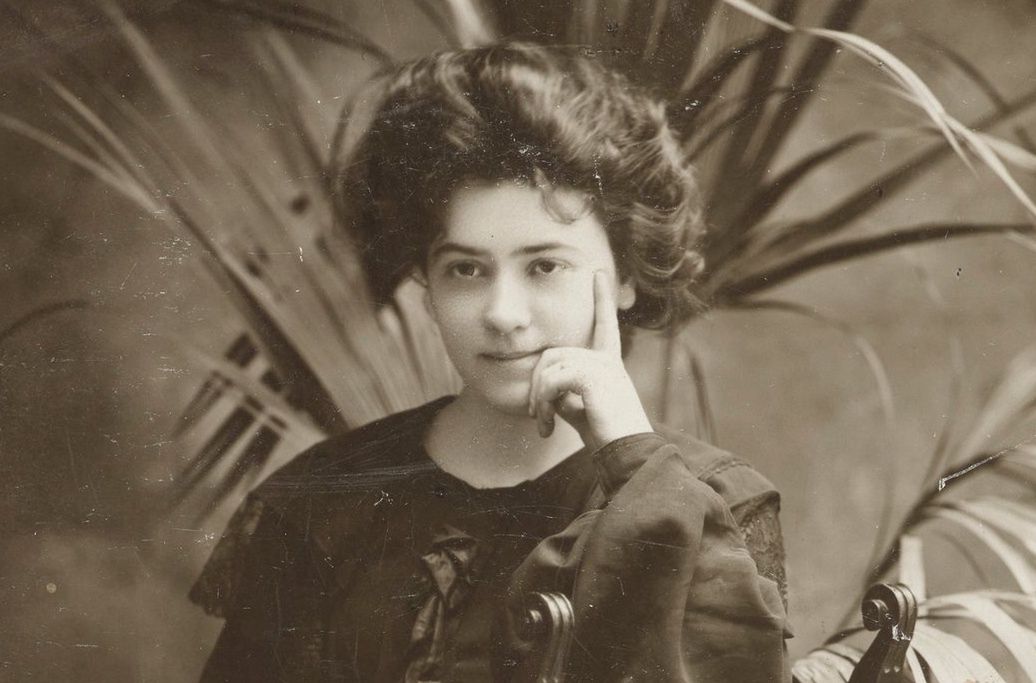 Sadystyczna obsesja przez tysiąclecia niszczyła życie kobiet. Dopiero 100 lat temu wezwano do walki z tym "kultem"