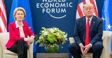 UE następna w kolejce? Ekspert tłumaczy, jak cła mogą uderzyć w Polskę