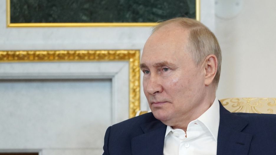 Russian President Vladimir Putin looks on during his meeting with Belarusian President in St. Petersburg, Russia, 23 July 2023. Alexander Lukashenko is on working visit to Russia. EPA/ALEXANDER DEMYANCHUK / KREMLIN / POOL Dostawca: PAP/EPA.