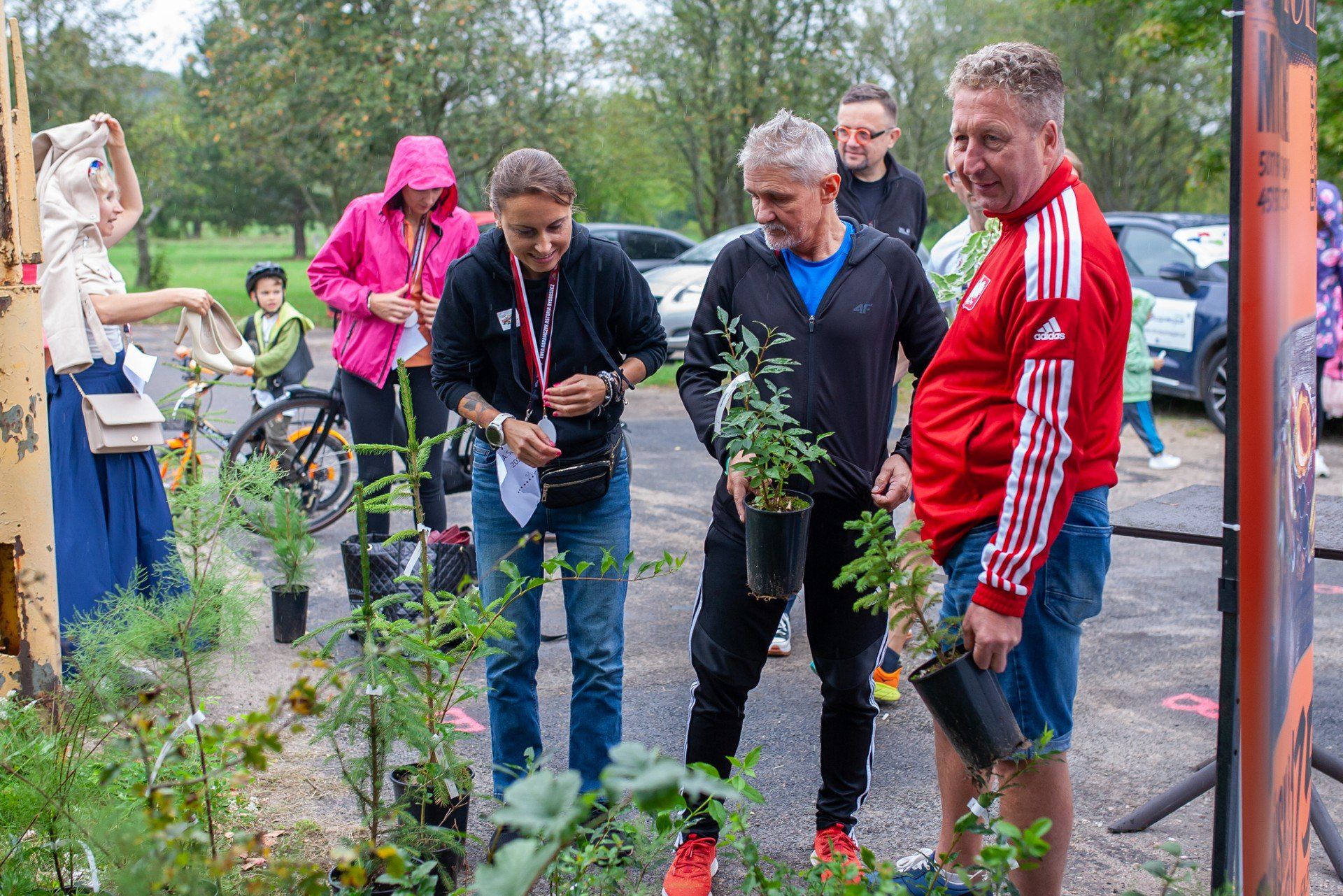 Podczas niedzielnego wydarzenia na wszystkich gości czekało wiele innych atrakcji - konkursy z nagrodami, panele dyskusyjne na temat zdrowego stylu życia, spotkania ze znanymi sportowcami, pokaz pierwszej pomocy, czy warsztaty kulinarne.
