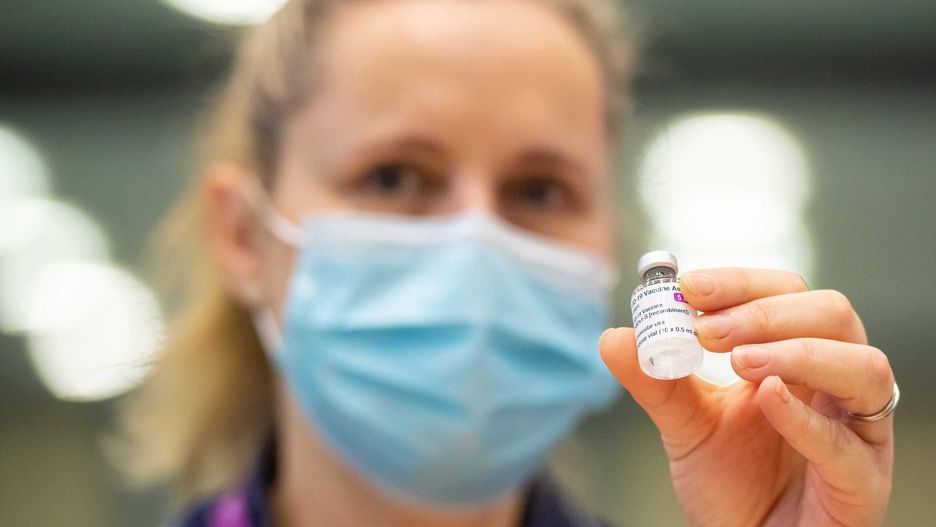 Szczepionka przeciw COVID-19. Astra Zeneca złożyła wniosek do Europejskiej Agencji Leków