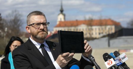 Rzeszów. Grzegorz Braun deklaruje "strefę wolną od lockdownu"
