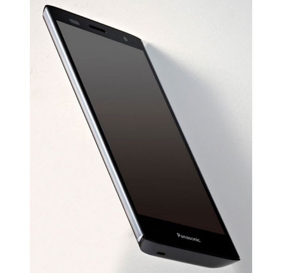 Panasonic Eluga Power - 5 cali, ICS i Snapdragon S4 Class 2