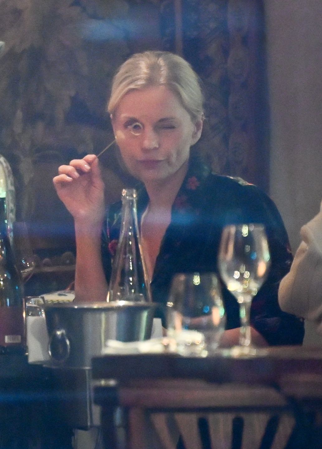 Małgorzata Foremniak z ukochanym w restauracji