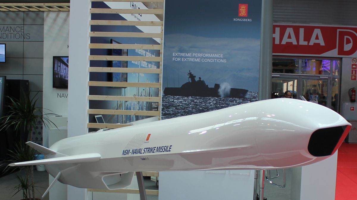 Norweski pocisk NSM podczas targów MSPO.