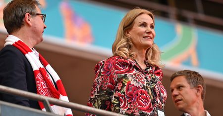 Skandal w Danii. Była premier oskarża eksprezydenta Francji o molestowanie
