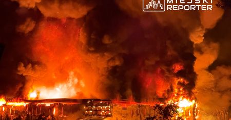 Potężny pożar pod Warszawą. Zdjęcia i nagranie z akcji gaśniczej