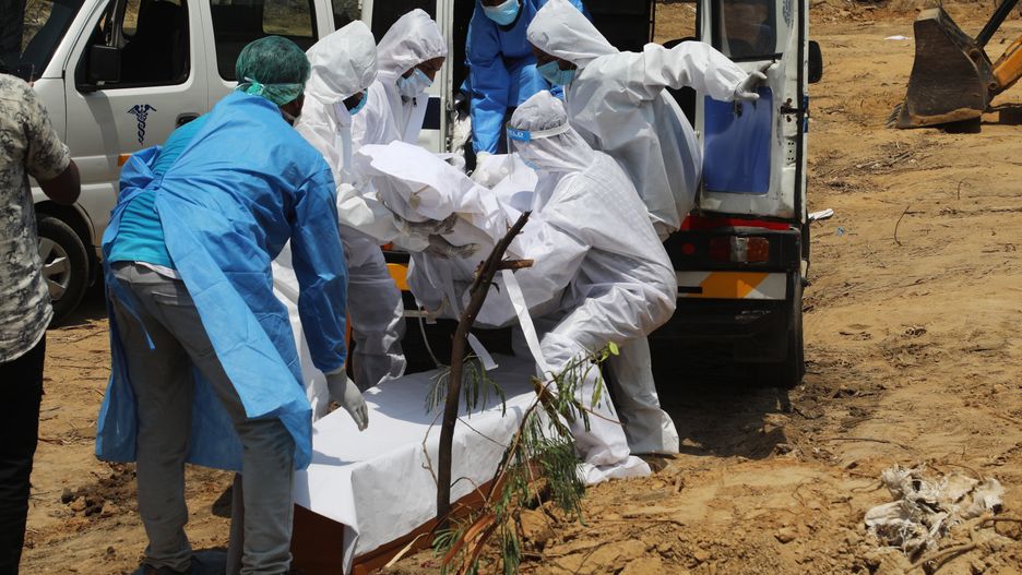 Epidemia nie hamuje. Liczba ofiar koronawirusa na świecie przekroczyła 5 milionów
