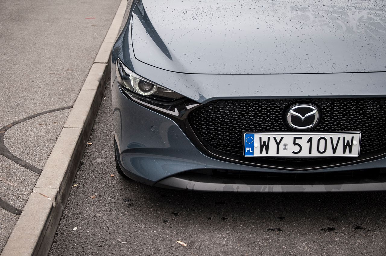 Mazda 3 AWD Skyactiv-X (2019) (fot. Mateusz Żuchowski)