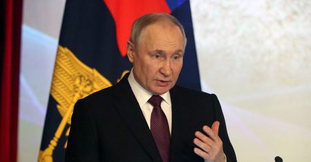 Putin nie czekał na końcu czerwonego dywanu. Ale to nie był afront