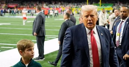 Trump na Super Bowl. Wszyscy patrzyli na jego wnuczka