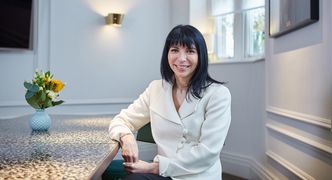 Branża beauty sprzedaje spa do domu. Avon przeszedł na e-konsultantki