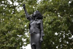 Wielka Brytania. Black Lives Matter. Statua protestującej kobiety pojawiła się na cokole po pomniku Edwarda Colstona