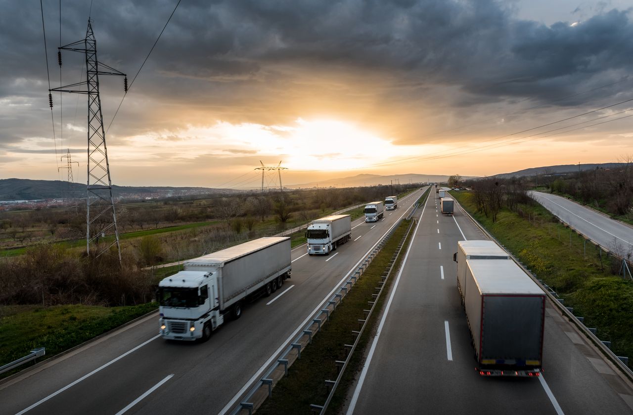 Oszczędność czasu, pieniędzy i bezpieczeństwo dla pracowników. Telematyka to coś więcej niż zwykły GPS