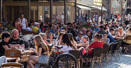 "Wykorzystanie luki". Restauracje znalazły sposób. Tak ignorują zmiany