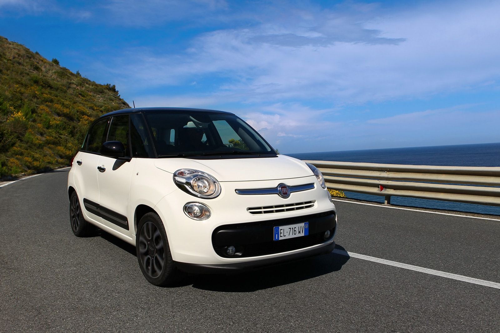 Fiat 500L - obszerna galeria zdjęć 2
