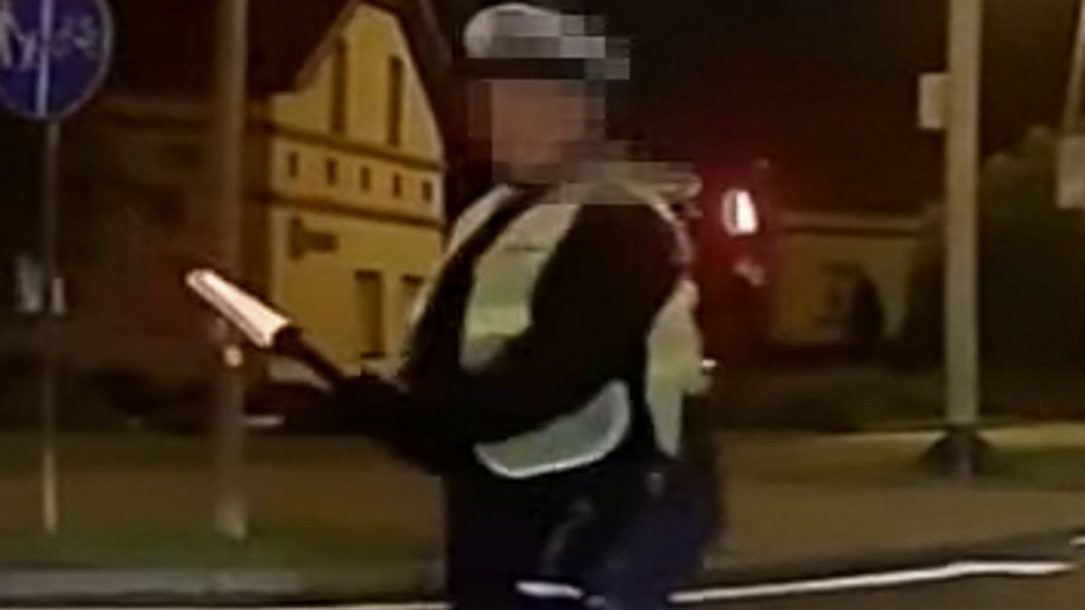 Czy policjant chciał wyłudzić mandat? 