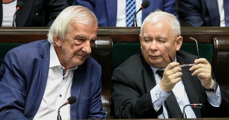Pożegna się z Sejmem? Szef klubu PiS szuka nowej szansy