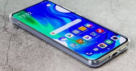 Bardzo wydajny i niebanalny. Recenzja Poco F2 Pro