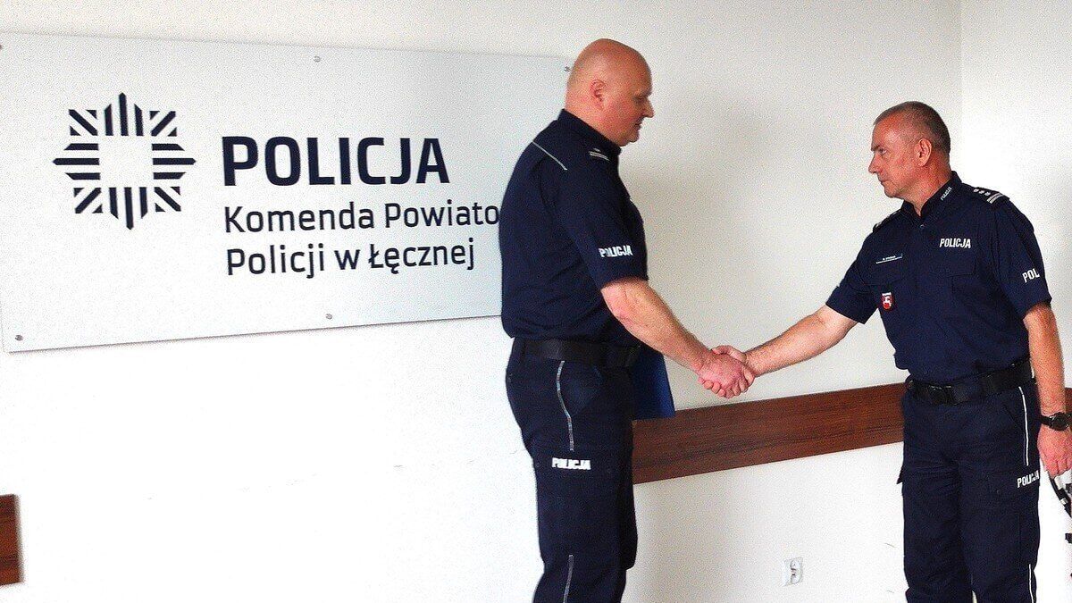 Dzisiaj w Komendzie Powiatowej Policji w Łęcznej odbyło się uroczyste wprowadzenie nowego zastępcy komendanta łęczyńskiej jednostki