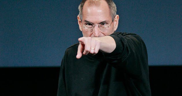 Steve Jobs zrezygnował z funkcji sternika Apple'a!