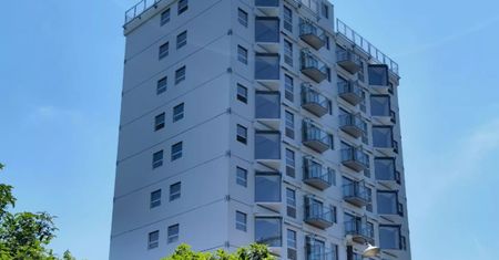 Tak się buduje w Chinach. 10-metrowy blok powstał w 28 godzin