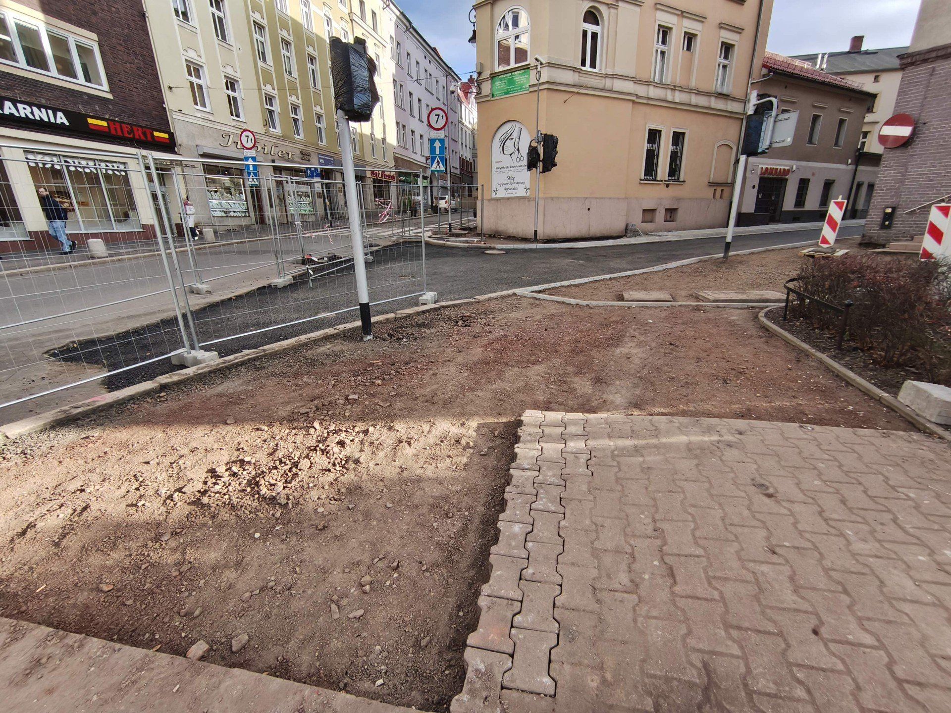 Ulica Limanowskiego w Wałbrzychu w remoncie