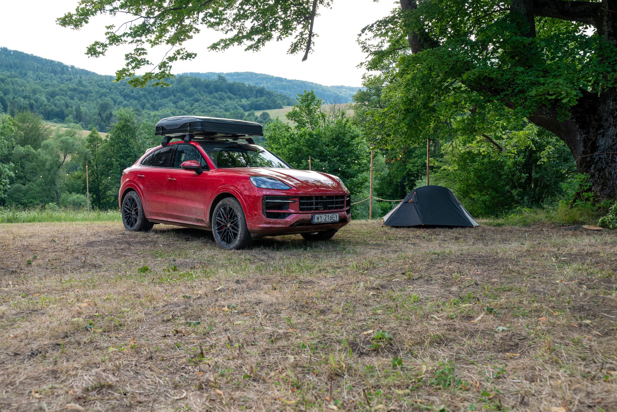Porsche Cayenne w Bieszczadach