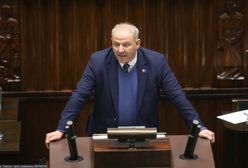 Koniec kontrowersyjnych wpisów? Protasiewicz przeprosił