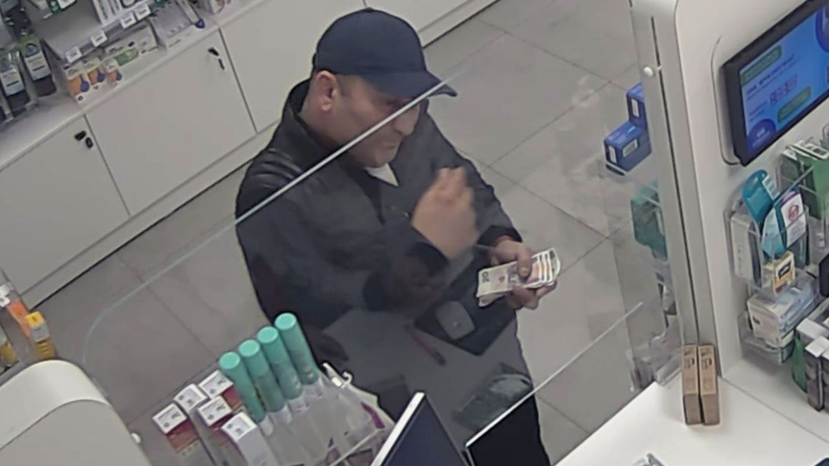 Skandal, co zrobił w aptece.