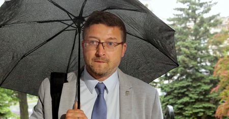 Sędzia Juszczyszyn stawił się w pracy. Konflikt z Nawackim