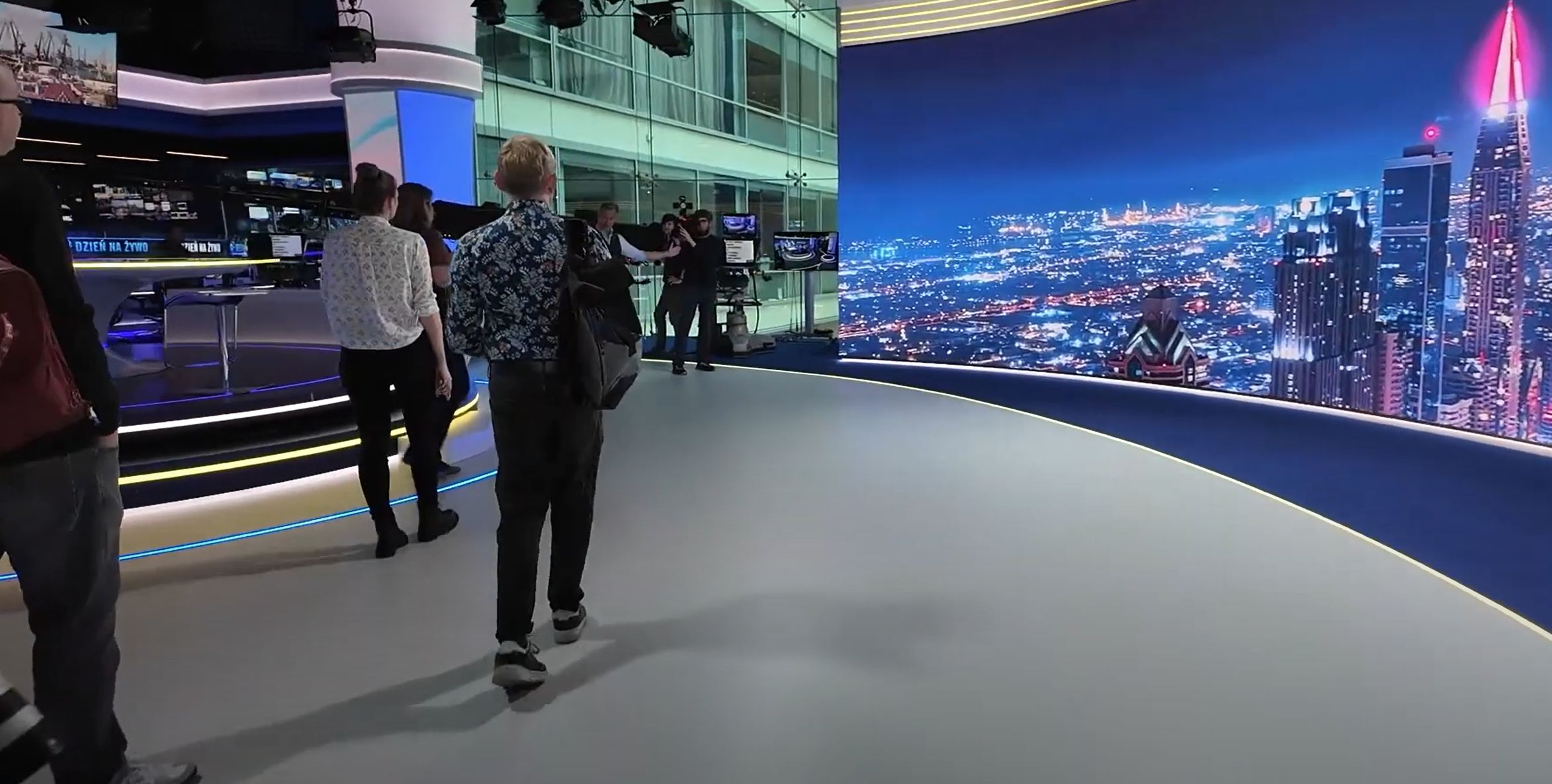 Piotr Kraśko przedstawił wygląd nowego studia "Faktów" TVN24