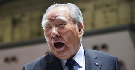 To się nazywa przywiązanie do marki. Osamu Suzuki po 63 latach rezygnuje z posady